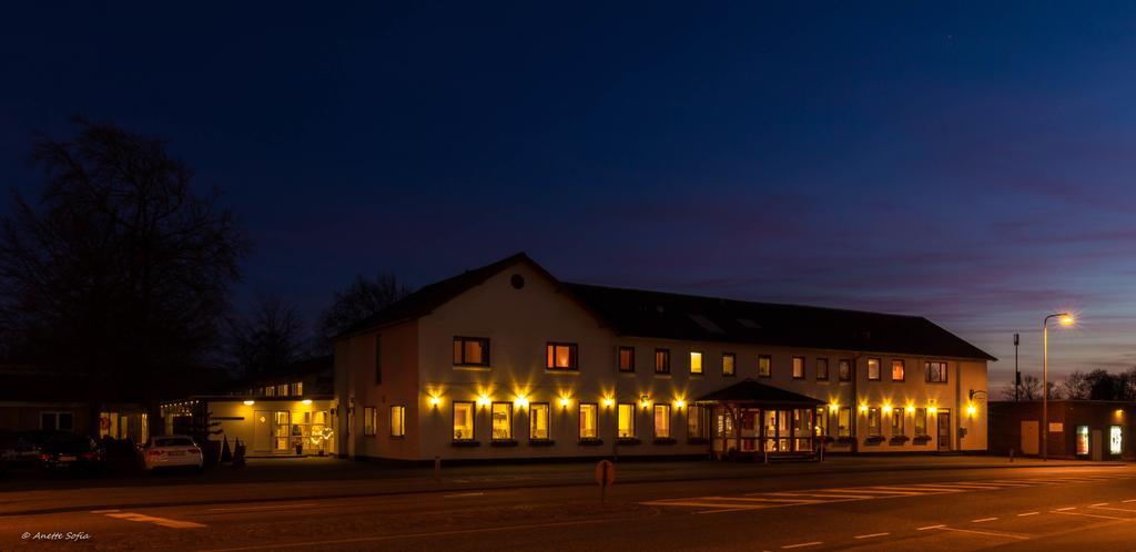 Sdr. Omme Kro & Hotel Exterior photo