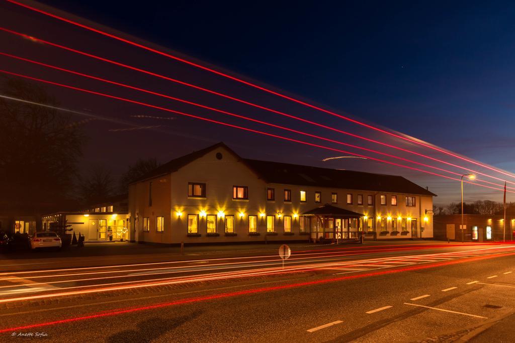 Sdr. Omme Kro & Hotel Exterior photo