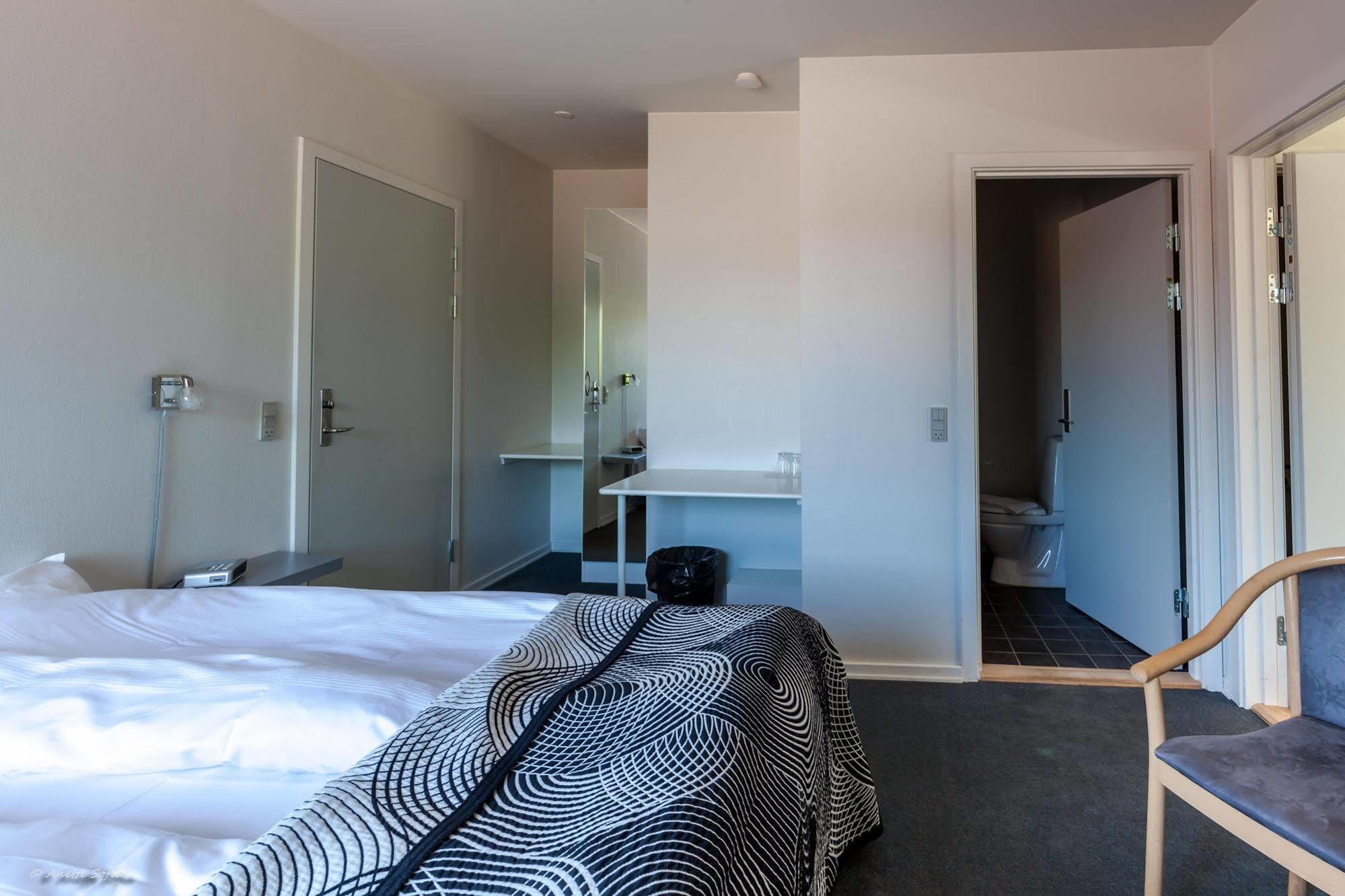 Sdr. Omme Kro & Hotel Exterior photo